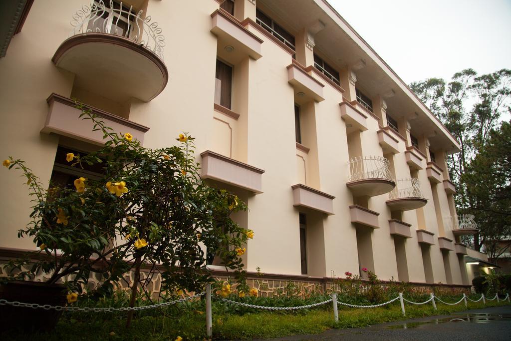 Golf 1 Hotel Đà Lạt Extérieur photo