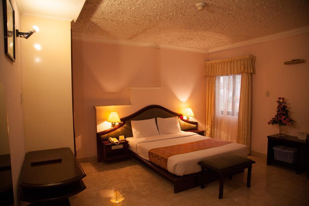 Golf 1 Hotel Đà Lạt Extérieur photo