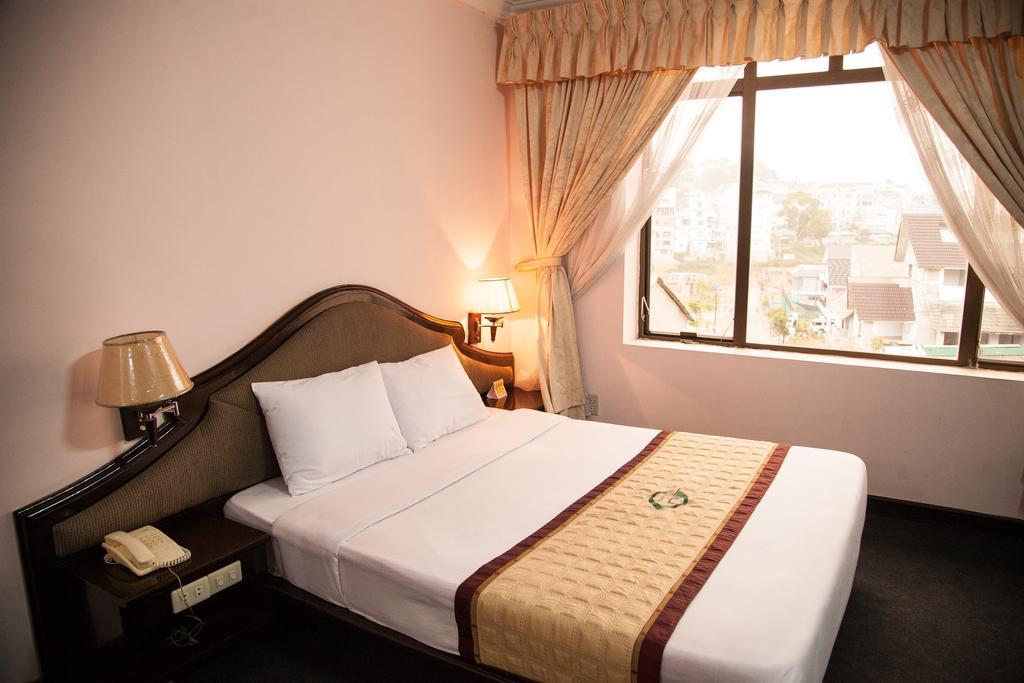 Golf 1 Hotel Đà Lạt Extérieur photo