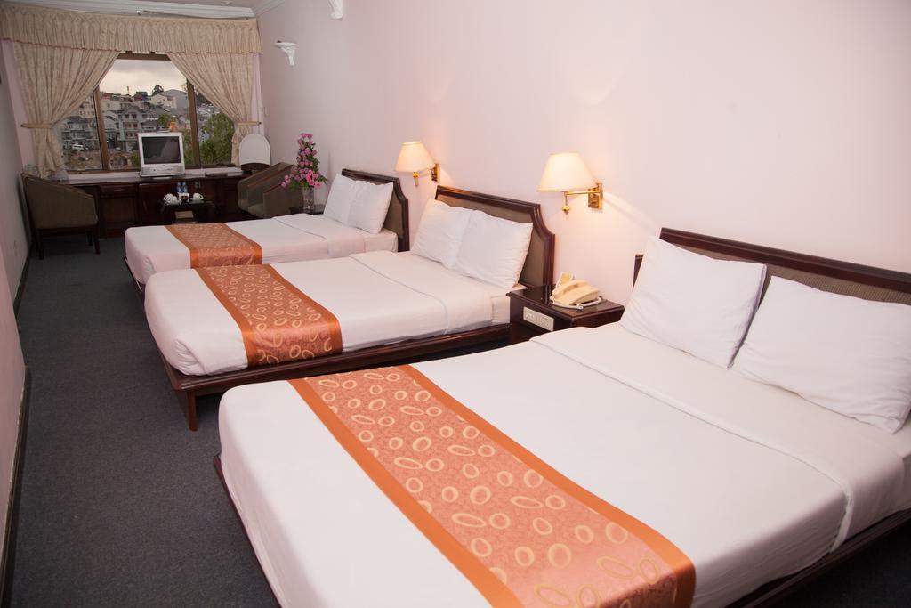 Golf 1 Hotel Đà Lạt Chambre photo