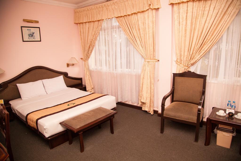 Golf 1 Hotel Đà Lạt Chambre photo