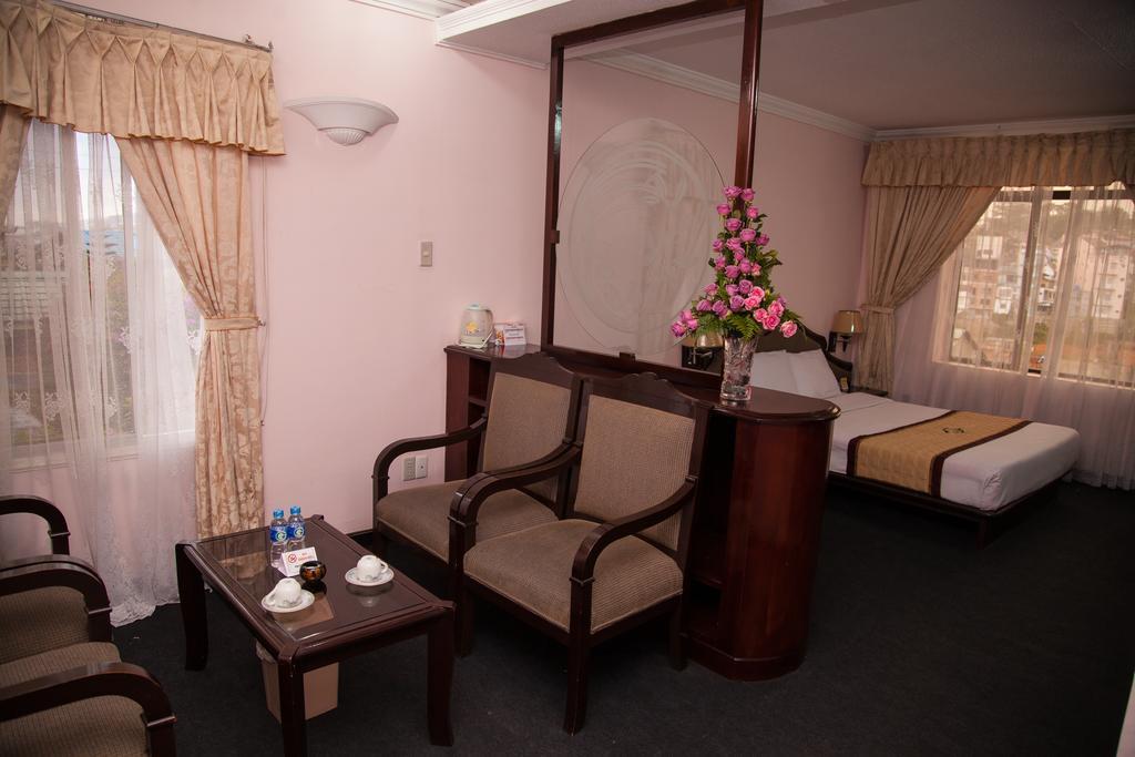Golf 1 Hotel Đà Lạt Chambre photo